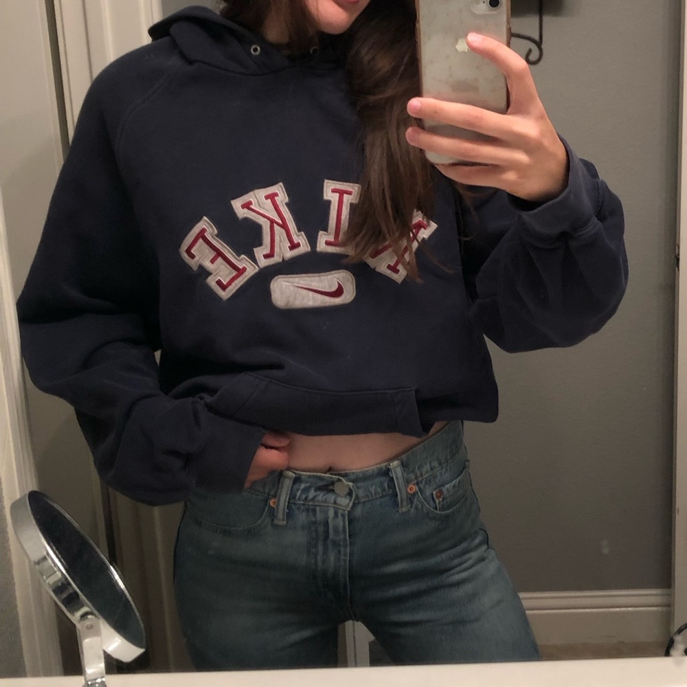 vintage nike sweatshirt hoodie w/ embroidered logo